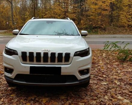 Белый Джип Чероки, объемом двигателя 3.2 л и пробегом 87 тыс. км за 12300 $, фото 1 на Automoto.ua