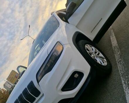 Белый Джип Чероки, объемом двигателя 3.24 л и пробегом 61 тыс. км за 19500 $, фото 3 на Automoto.ua