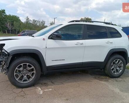 Білий Джип Cherokee, об'ємом двигуна 3.24 л та пробігом 97 тис. км за 11300 $, фото 9 на Automoto.ua