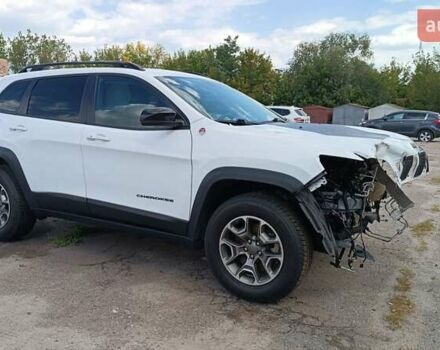 Білий Джип Cherokee, об'ємом двигуна 3.24 л та пробігом 97 тис. км за 11300 $, фото 8 на Automoto.ua