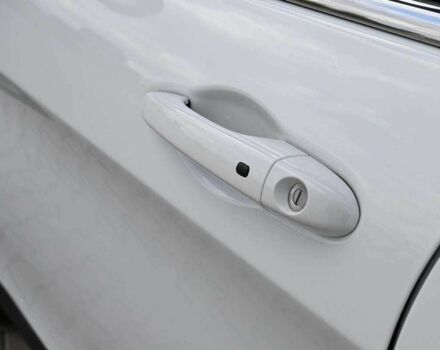 Белый Джип Чероки, объемом двигателя 3.2 л и пробегом 65 тыс. км за 12300 $, фото 10 на Automoto.ua