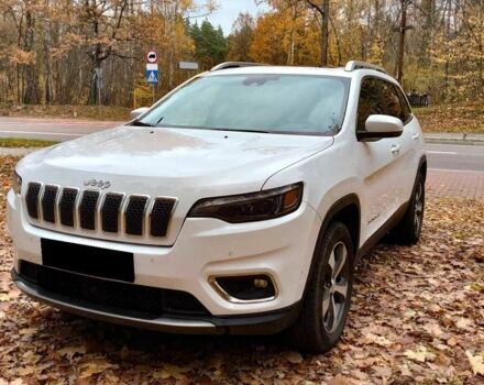 Белый Джип Чероки, объемом двигателя 3.2 л и пробегом 87 тыс. км за 12300 $, фото 2 на Automoto.ua