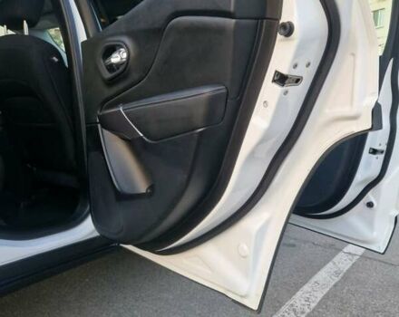 Белый Джип Чероки, объемом двигателя 3.24 л и пробегом 61 тыс. км за 19500 $, фото 14 на Automoto.ua