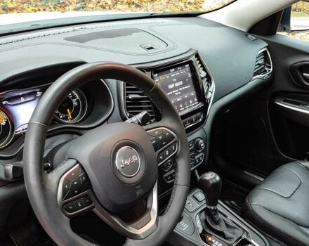 Белый Джип Чероки, объемом двигателя 3.2 л и пробегом 87 тыс. км за 12300 $, фото 9 на Automoto.ua