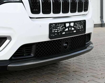 Белый Джип Чероки, объемом двигателя 3.2 л и пробегом 65 тыс. км за 12300 $, фото 4 на Automoto.ua