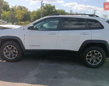 Білий Джип Cherokee, об'ємом двигуна 3.24 л та пробігом 97 тис. км за 11300 $, фото 21 на Automoto.ua