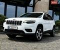 Белый Джип Чероки, объемом двигателя 2 л и пробегом 62 тыс. км за 22000 $, фото 1 на Automoto.ua