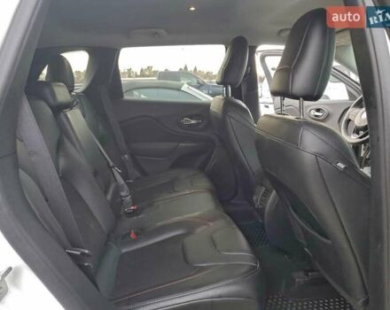 Белый Джип Чероки, объемом двигателя 3.24 л и пробегом 90 тыс. км за 6900 $, фото 2 на Automoto.ua