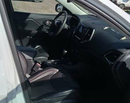 Білий Джип Cherokee, об'ємом двигуна 3.24 л та пробігом 97 тис. км за 11300 $, фото 52 на Automoto.ua
