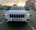Белый Джип Чероки, объемом двигателя 3.24 л и пробегом 61 тыс. км за 19500 $, фото 1 на Automoto.ua