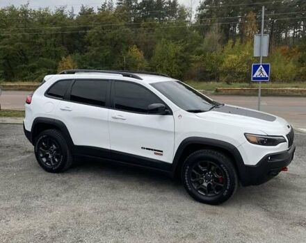 Джип Чероки 2022 в Чернигове на Automoto.ua Белый Джип Чероки, объемом двигателя 3.2 л и пробегом 97 тыс. км за 23000 $, фото 8 на Automoto.ua