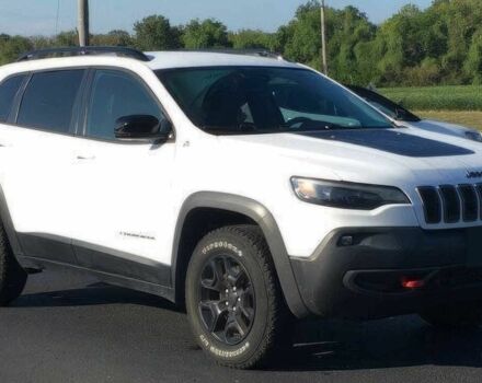 Білий Джип Cherokee, об'ємом двигуна 3.2 л та пробігом 30 тис. км за 13500 $, фото 2 на Automoto.ua