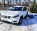 Білий Джип Cherokee, об'ємом двигуна 3.2 л та пробігом 17 тис. км за 25500 $, фото 4 на Automoto.ua