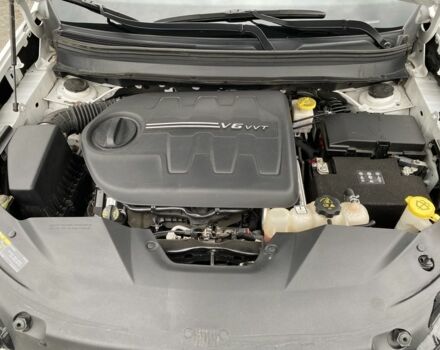 Джип Чероки 2022 в Чернигове на Automoto.ua Белый Джип Чероки, объемом двигателя 3.2 л и пробегом 97 тыс. км за 23000 $, фото 11 на Automoto.ua