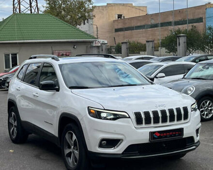 Джип Чероки 2022 в Одессе на Automoto.ua Белый Джип Чероки, объемом двигателя 2 л и пробегом 27 тыс. км за 23500 $, фото 3 на Automoto.ua