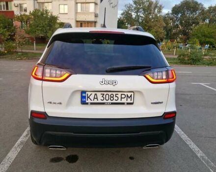 Белый Джип Чероки, объемом двигателя 3.24 л и пробегом 61 тыс. км за 19500 $, фото 1 на Automoto.ua