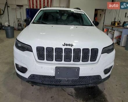 Білий Джип Cherokee, об'ємом двигуна 2.36 л та пробігом 79 тис. км за 6200 $, фото 4 на Automoto.ua