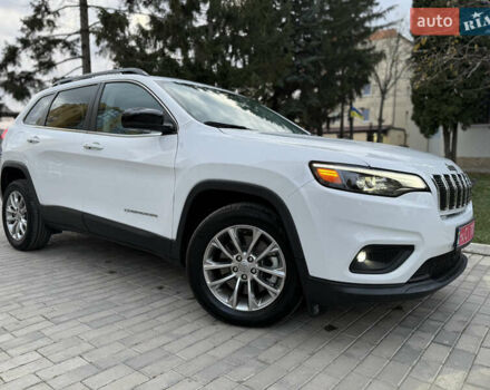 Белый Джип Чероки, объемом двигателя 3.24 л и пробегом 73 тыс. км за 18500 $, фото 2 на Automoto.ua