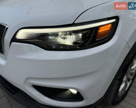 Белый Джип Чероки, объемом двигателя 3.24 л и пробегом 73 тыс. км за 18500 $, фото 27 на Automoto.ua