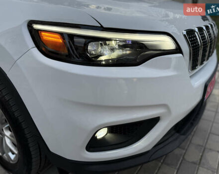 Белый Джип Чероки, объемом двигателя 3.24 л и пробегом 73 тыс. км за 18500 $, фото 28 на Automoto.ua