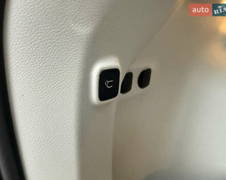 Белый Джип Чероки, объемом двигателя 3.24 л и пробегом 73 тыс. км за 18500 $, фото 44 на Automoto.ua