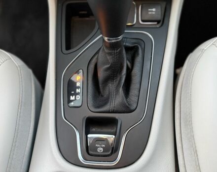 Белый Джип Чероки, объемом двигателя 3.2 л и пробегом 70 тыс. км за 17500 $, фото 20 на Automoto.ua