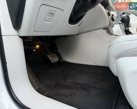 Белый Джип Чероки, объемом двигателя 3.24 л и пробегом 73 тыс. км за 18500 $, фото 55 на Automoto.ua