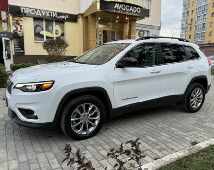 Белый Джип Чероки, объемом двигателя 3.2 л и пробегом 70 тыс. км за 17500 $, фото 1 на Automoto.ua