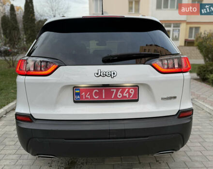 Белый Джип Чероки, объемом двигателя 3.24 л и пробегом 73 тыс. км за 18500 $, фото 15 на Automoto.ua