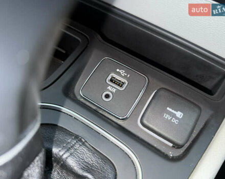 Белый Джип Чероки, объемом двигателя 3.24 л и пробегом 73 тыс. км за 18500 $, фото 77 на Automoto.ua