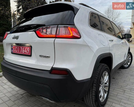Белый Джип Чероки, объемом двигателя 3.24 л и пробегом 73 тыс. км за 18500 $, фото 41 на Automoto.ua