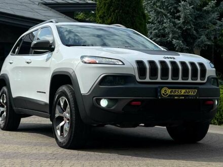 Білий Джип Cherokee, об'ємом двигуна 3.2 л та пробігом 273 тис. км за 11900 $, фото 1 на Automoto.ua