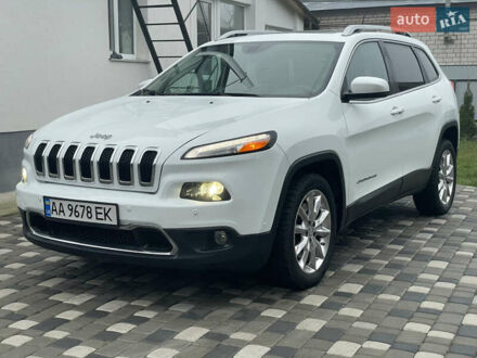 Білий Джип Cherokee, об'ємом двигуна 2.4 л та пробігом 190 тис. км за 12999 $, фото 1 на Automoto.ua