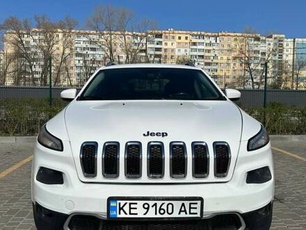 Джип Cherokee 2014 у Кам'янське (Дніпродзержинськ) на Automoto.ua Білий Джип Cherokee, об'ємом двигуна 2.36 л та пробігом 295 тис. км за 13800 $, фото 1 на Automoto.ua