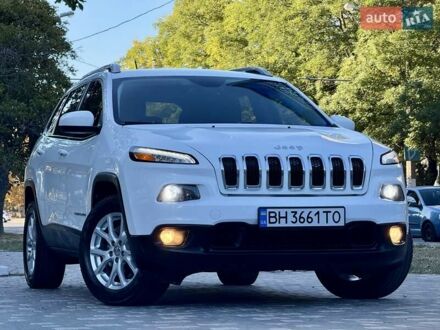 Білий Джип Cherokee, об'ємом двигуна 2.39 л та пробігом 148 тис. км за 10800 $, фото 1 на Automoto.ua