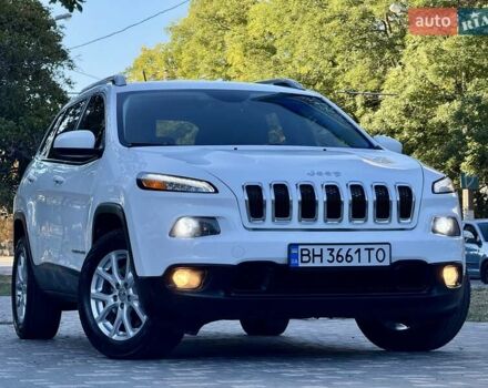 Білий Джип Cherokee, об'ємом двигуна 2.39 л та пробігом 148 тис. км за 10800 $, фото 1 на Automoto.ua