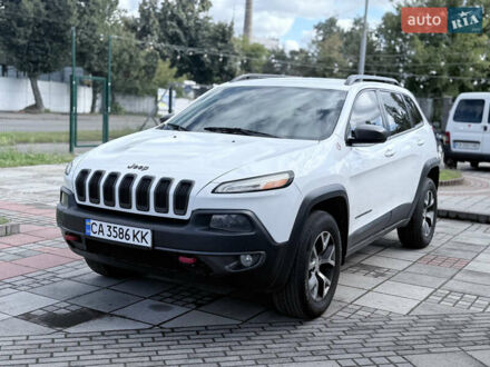 Джип Cherokee 2014 у Києві на Automoto.ua Білий Джип Cherokee, об'ємом двигуна 2.36 л та пробігом 205 тис. км за 12000 $, фото 1 на Automoto.ua