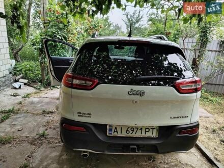 Білий Джип Cherokee, об'ємом двигуна 2.36 л та пробігом 186 тис. км за 13999 $, фото 1 на Automoto.ua