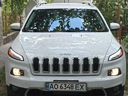 Джип Cherokee 2014 у Ужгороді на Automoto.ua Білий Джип Cherokee, об'ємом двигуна 2.4 л та пробігом 123 тис. км за 17499 $, фото 1 на Automoto.ua