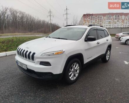 Белый Джип Чероки, объемом двигателя 2.36 л и пробегом 270 тыс. км за 11400 $, фото 1 на Automoto.ua
