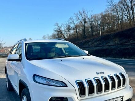 Білий Джип Cherokee, об'ємом двигуна 1.96 л та пробігом 196 тис. км за 14900 $, фото 1 на Automoto.ua