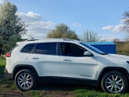 Білий Джип Cherokee, об'ємом двигуна 3.2 л та пробігом 214 тис. км за 14741 $, фото 1 на Automoto.ua