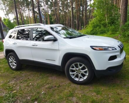 Білий Джип Cherokee, об'ємом двигуна 2.4 л та пробігом 270 тис. км за 11200 $, фото 1 на Automoto.ua