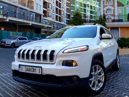 Білий Джип Cherokee, об'ємом двигуна 2.4 л та пробігом 106 тис. км за 14000 $, фото 1 на Automoto.ua