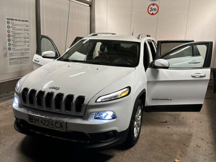 Джип Cherokee 2015 у Сумах на Automoto.ua Білий Джип Cherokee, об'ємом двигуна 2.36 л та пробігом 260 тис. км за 11000 $, фото 1 на Automoto.ua
