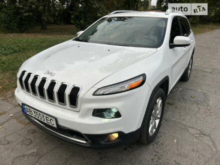 Джип Cherokee 2015 у Вінниці на Automoto.ua Білий Джип Cherokee, об'ємом двигуна 2.36 л та пробігом 170 тис. км за 14950 $, фото 1 на Automoto.ua
