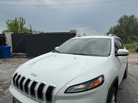 Білий Джип Cherokee, об'ємом двигуна 2.4 л та пробігом 111 тис. км за 13000 $, фото 1 на Automoto.ua