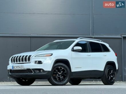 Білий Джип Cherokee, об'ємом двигуна 3.24 л та пробігом 240 тис. км за 12200 $, фото 1 на Automoto.ua