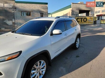 Білий Джип Cherokee, об'ємом двигуна 3.2 л та пробігом 97 тис. км за 15200 $, фото 1 на Automoto.ua