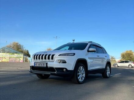 Джип Cherokee 2015 у Дніпро (Дніпропетровську) на Automoto.ua Білий Джип Cherokee, об'ємом двигуна 2 л та пробігом 162 тис. км за 18500 $, фото 1 на Automoto.ua